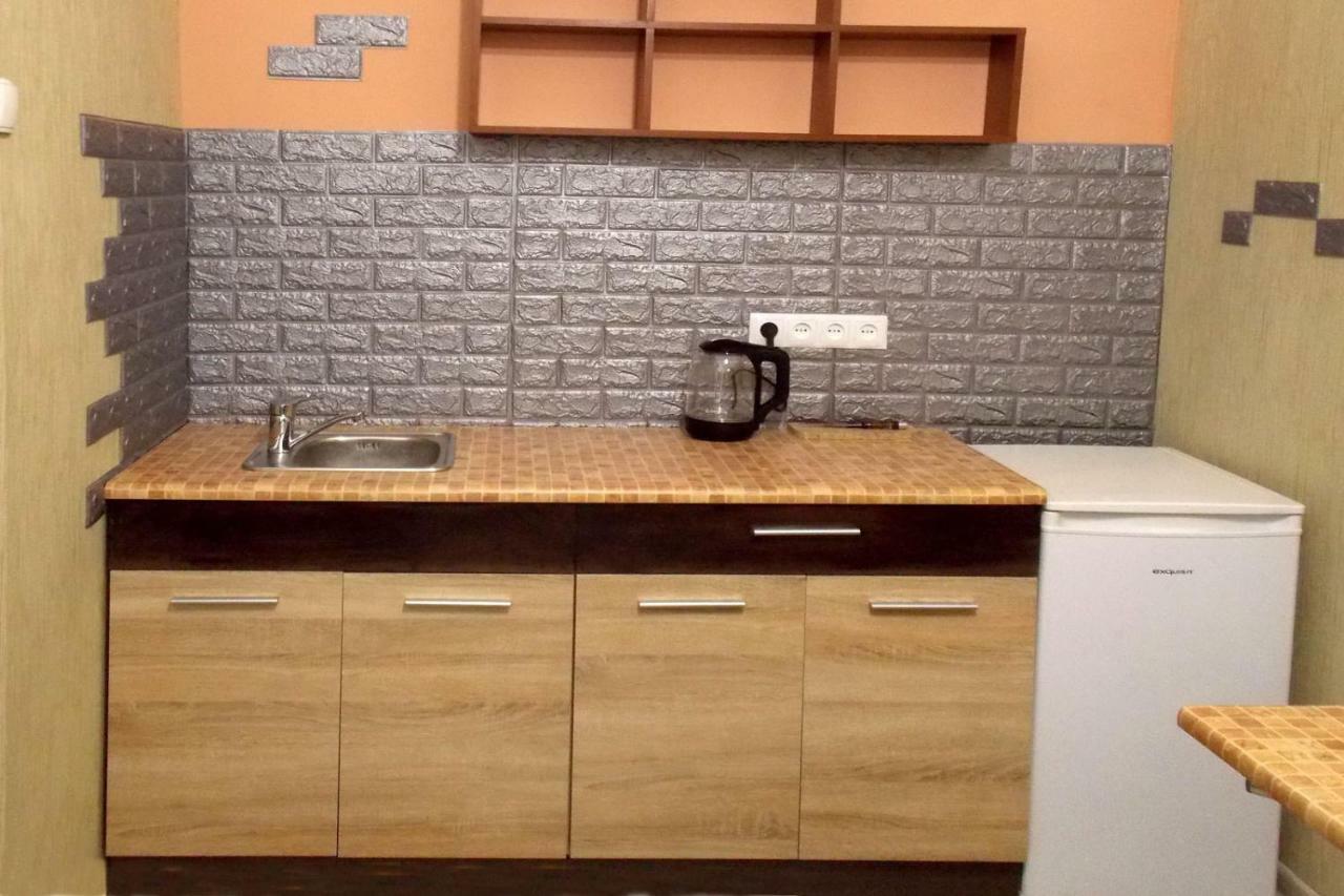 Apartment At Teodora Sqr Lwów Zewnętrze zdjęcie